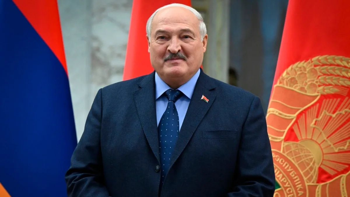 Лукашенко заявив про завершення поставок російської ядерної зброї до Білорусі