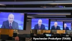 Путін на «прямій лінії» про війну проти України: «Мир буде тоді, коли ми досягнемо своїх цілей»