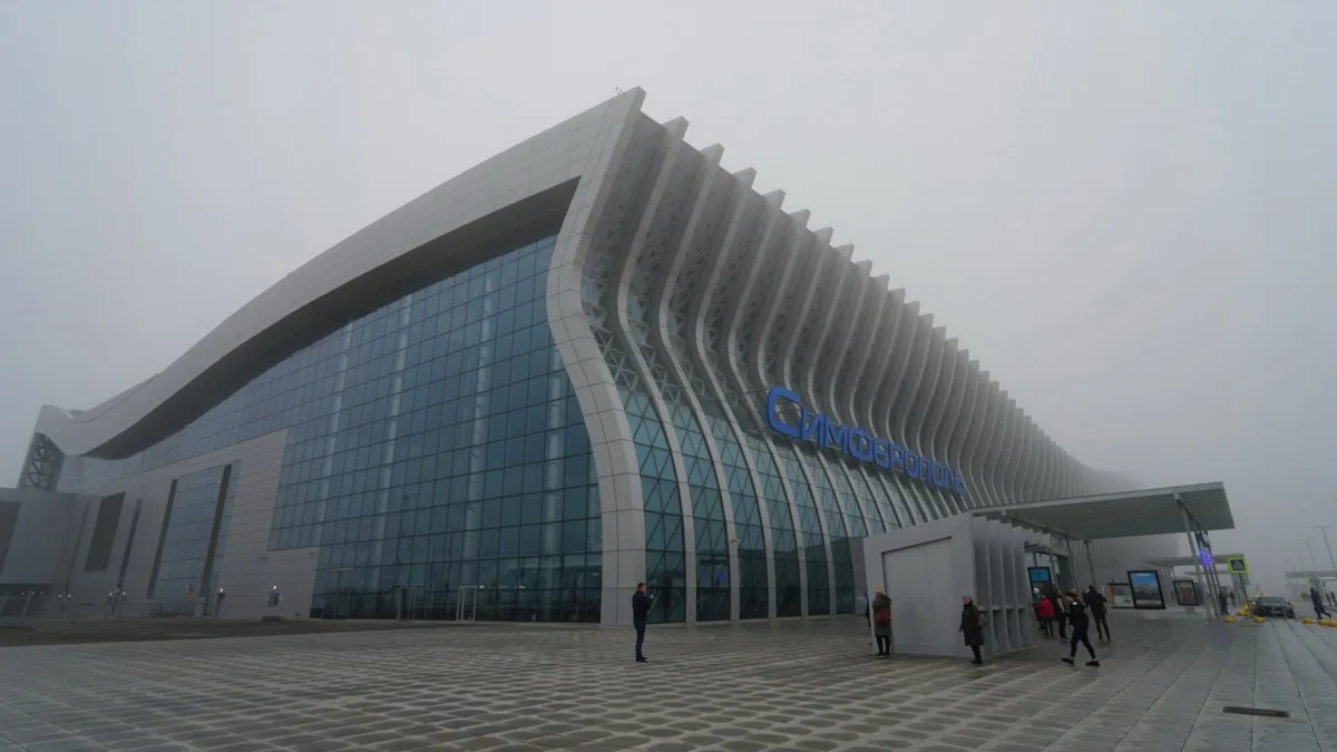 Російська влада реконструює непрацюючий аеропорт у Сімферополі