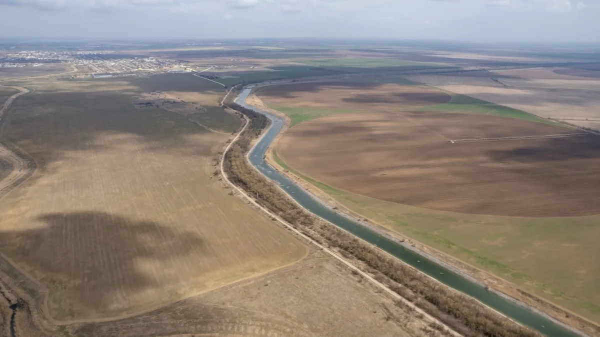 Російська влада стверджує, що води у Криму вистачить на 15 місяців посухи