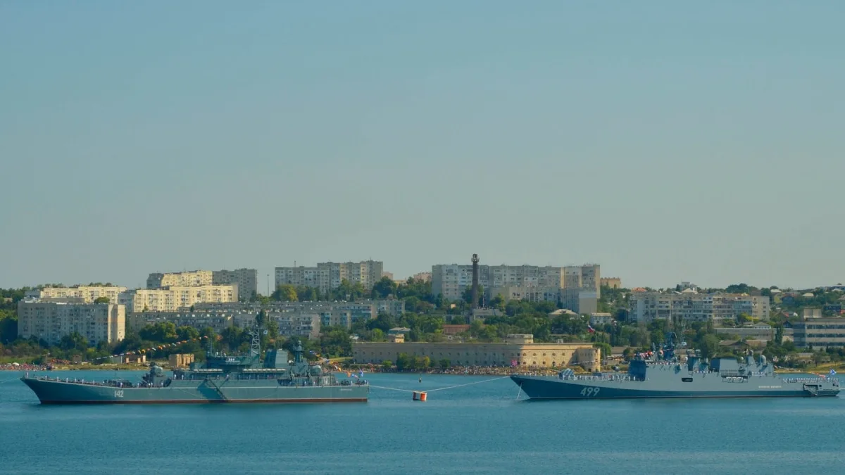 ЗСУ заявляють про знищення корабля «Новочеркасск» під час атаки на Феодосію