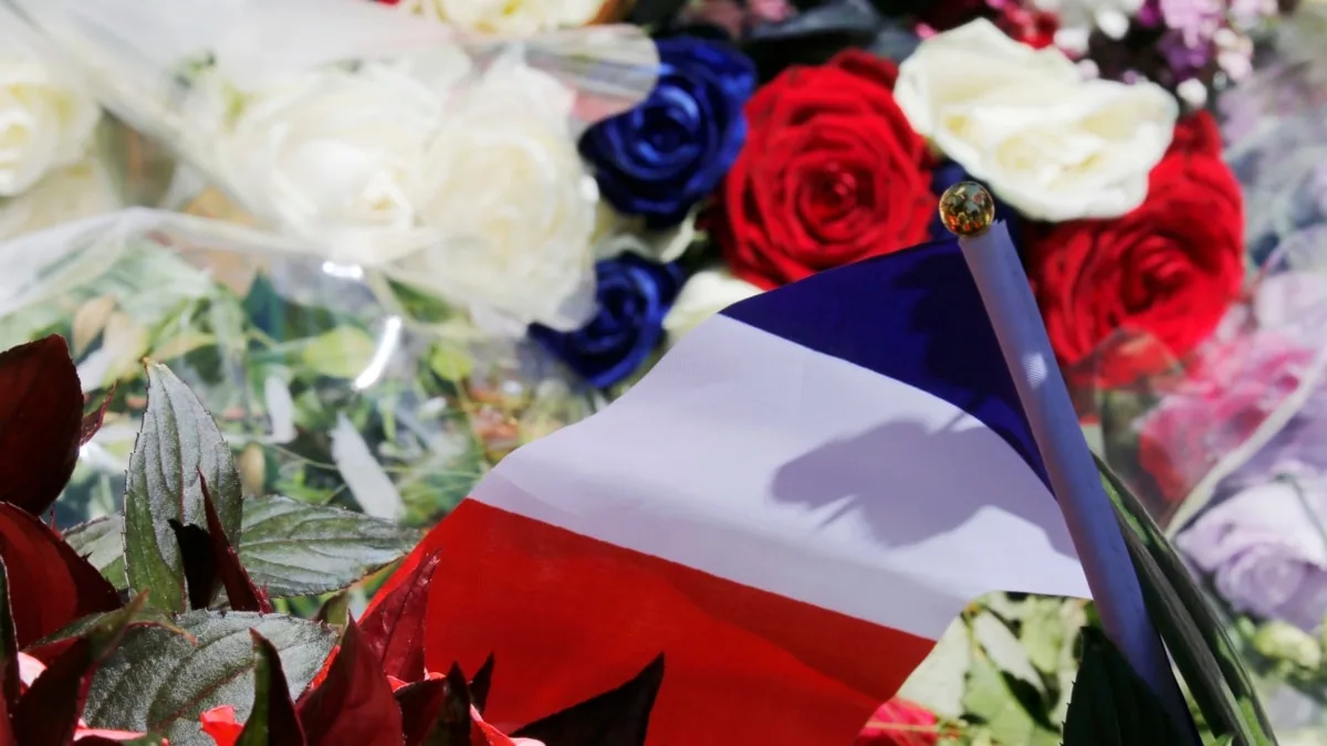 Через загибель французьких волонтерів в Україні Франція викликає посла Росії