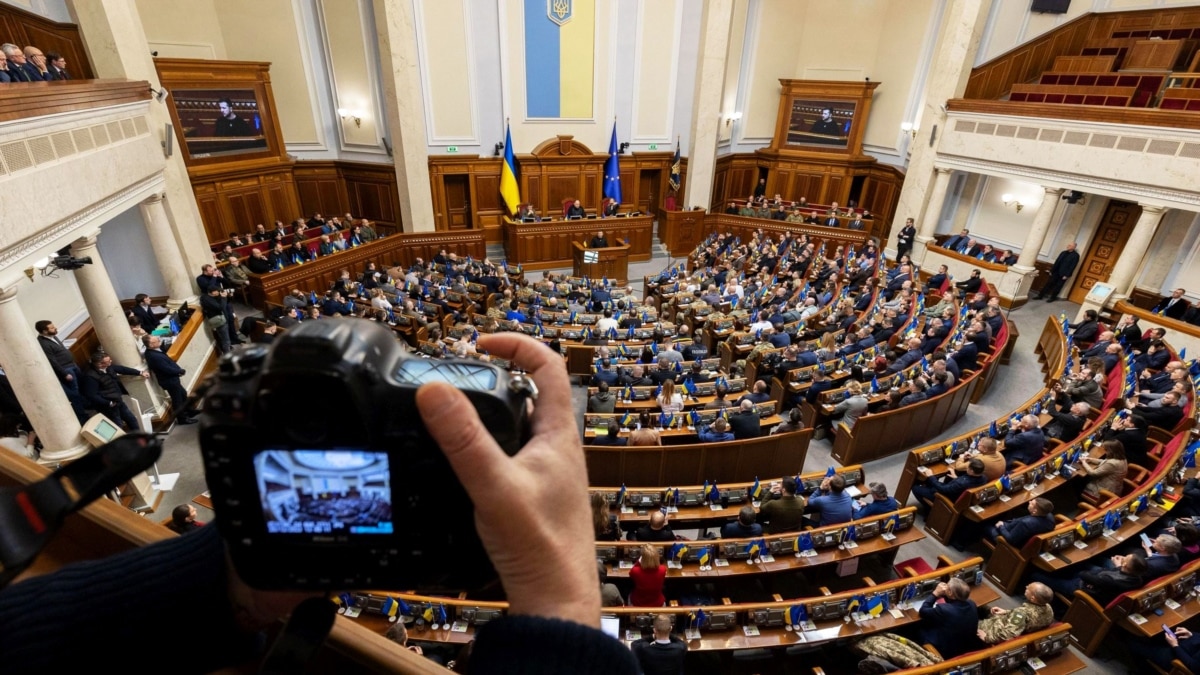 Верховна Рада України закликала міжнародне співтовариство визнати депортацію кримських татар геноцидом