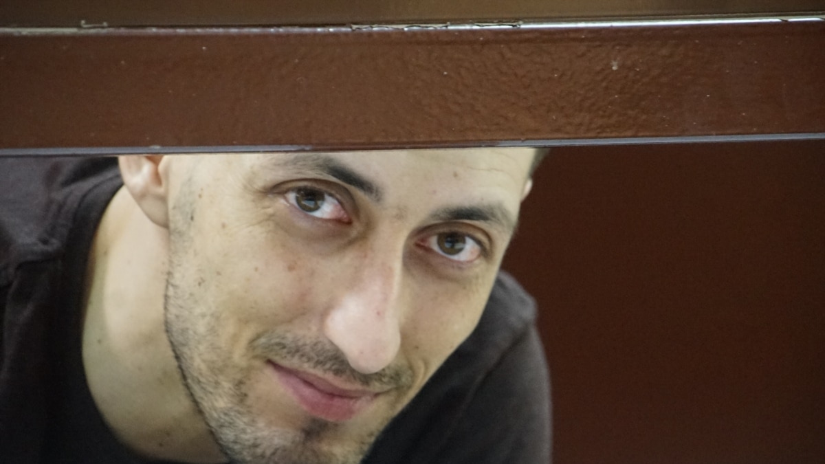 «Я ніколи не залишусь один»: Наріман Алієв прочитав лист засудженого Росією кримчанина Азізова
